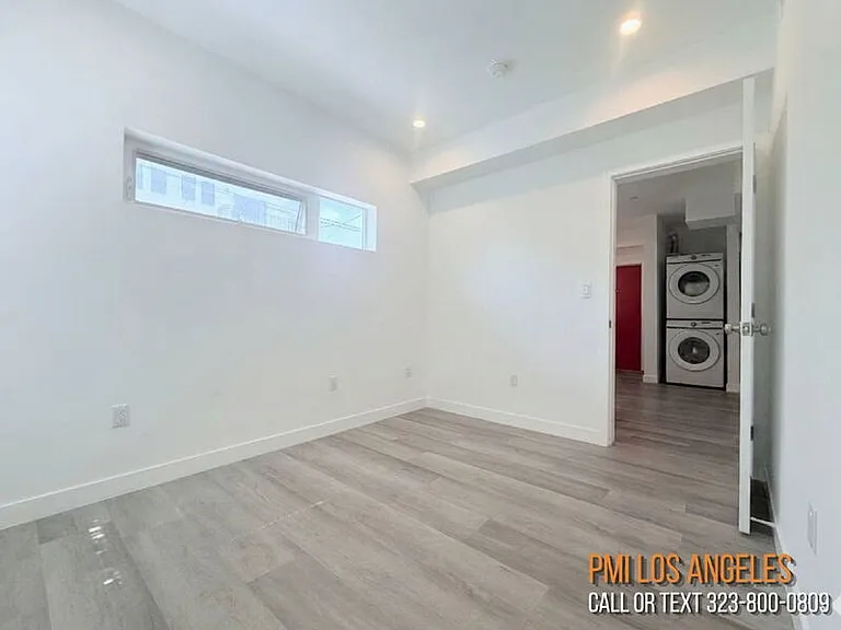 1258 Leighton Ave #B — Photo 18