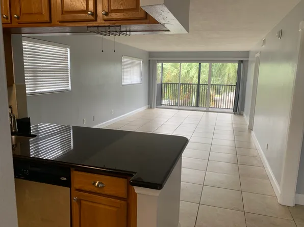 701 N Indian River Dr, Fort Pierce, FL
