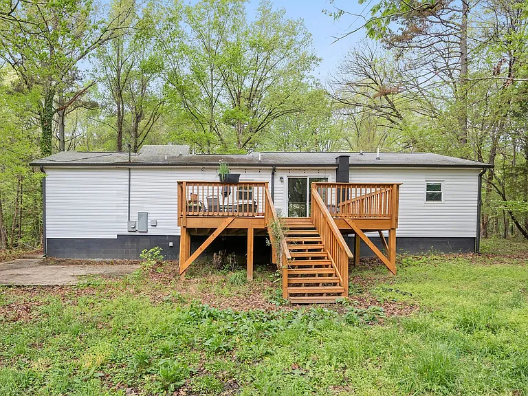 619 Hatch Rd — Photo 19