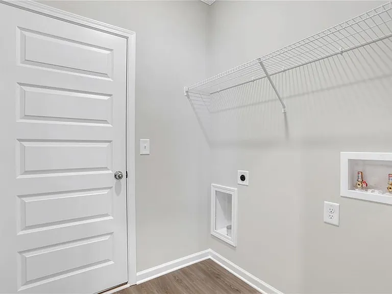 236 Eva Way — Photo 19