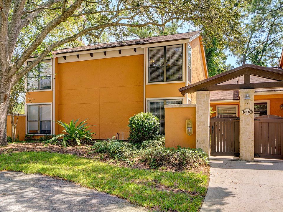 1st image of 722 Coral Bay