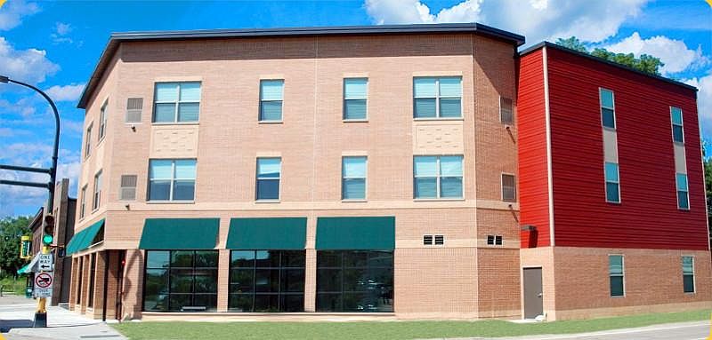 1st image of 811 4th St SE APT 314