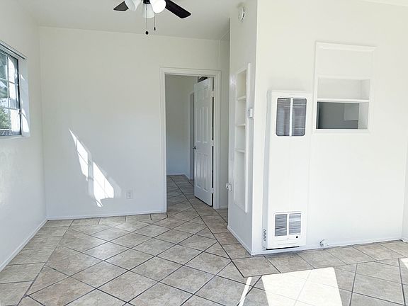 3rd image of 2131 F Ave #2131