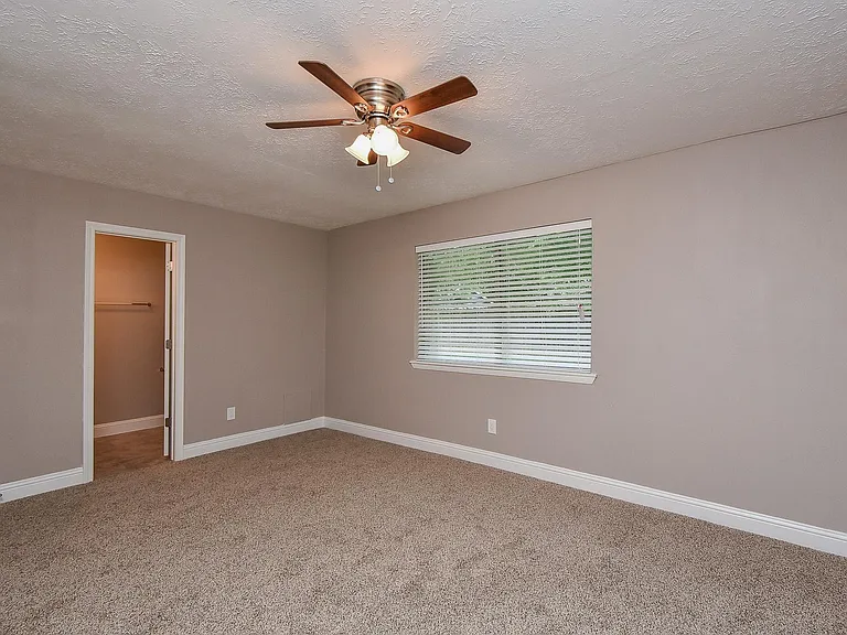 8502 Snowbank Dr — Photo 13