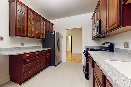 1413-15 E. 57th Photo 1