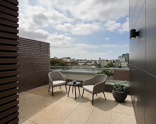 Rented by Manhattan Realty Group | media 6