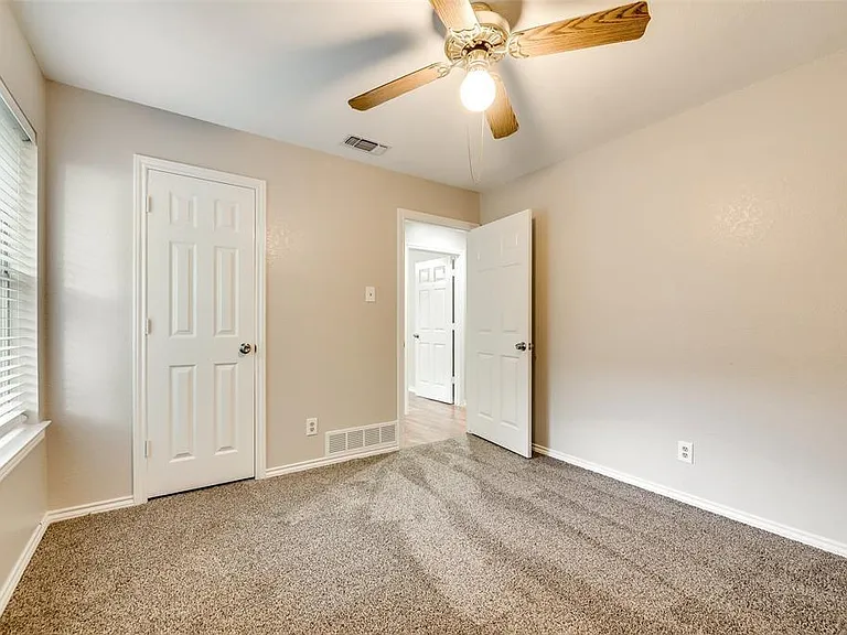 6108 Paradise Dr — Photo 12
