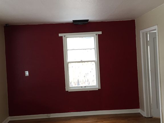 5th image of 1805 E Lincoln Ln