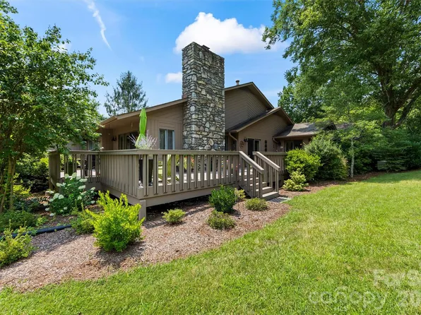 4 Governors Way, Asheville, NC 28804