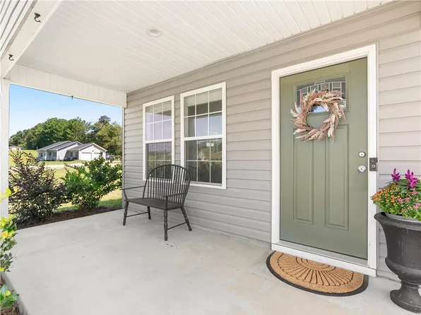 381 Deer Farm Pond Ln, Fair Play, SC 29643