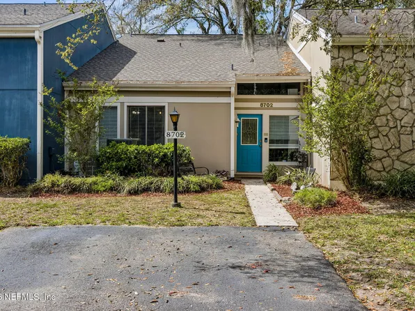 8702 COMO LAKE Drive, Jacksonville, FL 32256