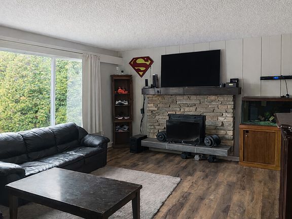 4th image of 385 Perth Rd