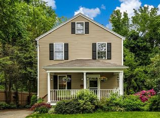 12 Hillcrest Rd, Needham, MA 02492