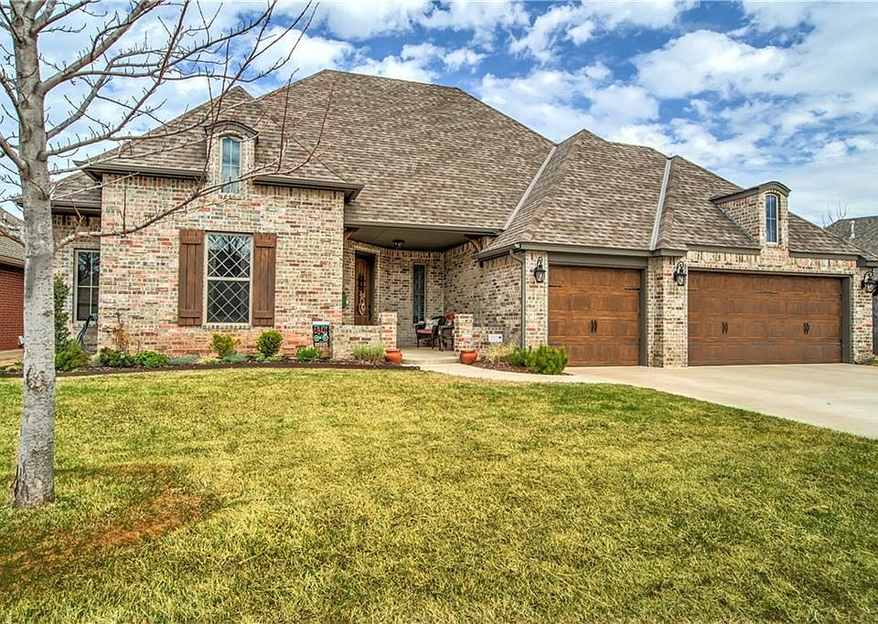 1st image of 19808 Oakshire Dr