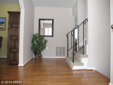 3rd image of 4705 Cherry Valley Dr