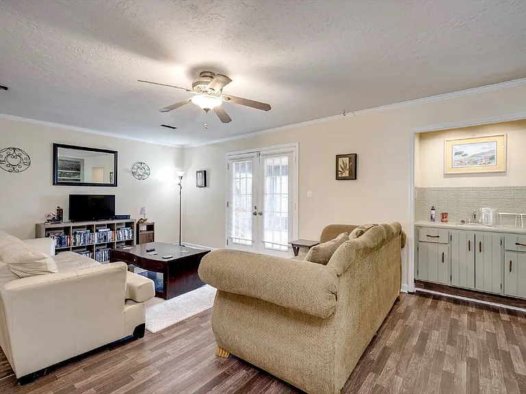 3003 Creek View Ct — Photo 5
