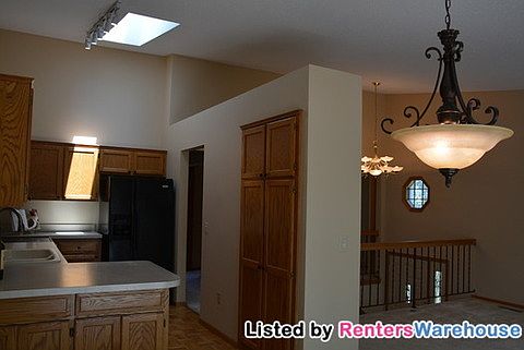 3rd image of 810 Buckingwood Ct