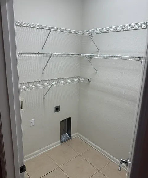 7735 Fairgrove Ave — Photo 10