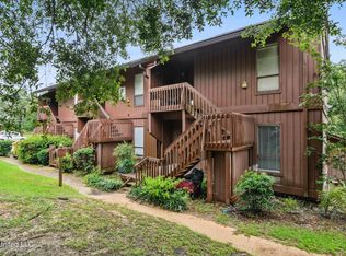 133 Lakeside Villa Blvd #F, Diamondhead, MS 39525