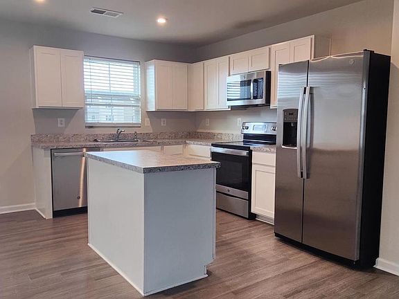 2nd image of 1047 Wickersham Way
