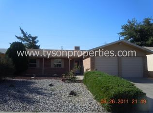 9218 Las Camas Rd NE, Albuquerque, NM 87111