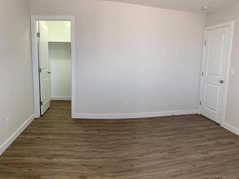 9606 113th Ave #A — Photo 11