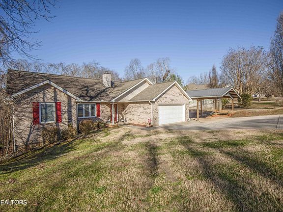 4th image of 340 Oakwood Estates Dr