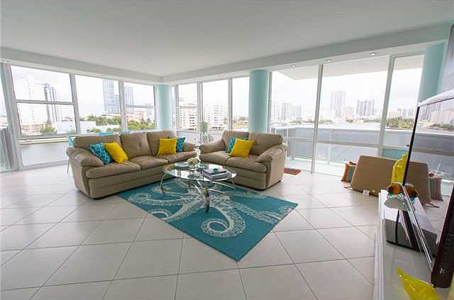 1st image of 900 Bay Dr #402-0