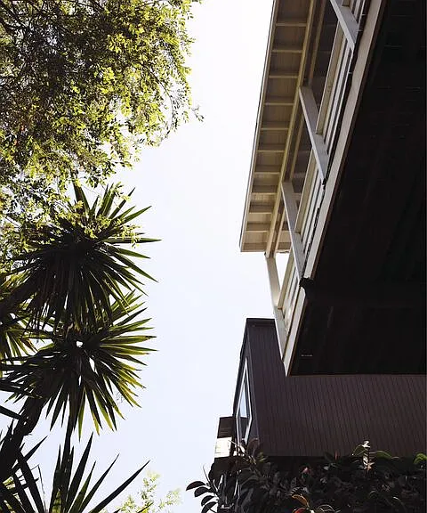 1112 Montecito Dr — Photo 2