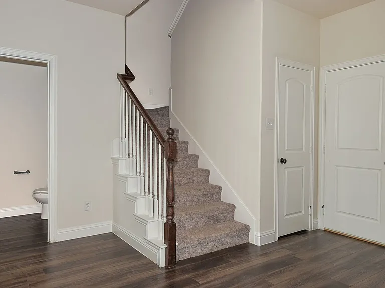 6819 Jade Dr — Photo 27