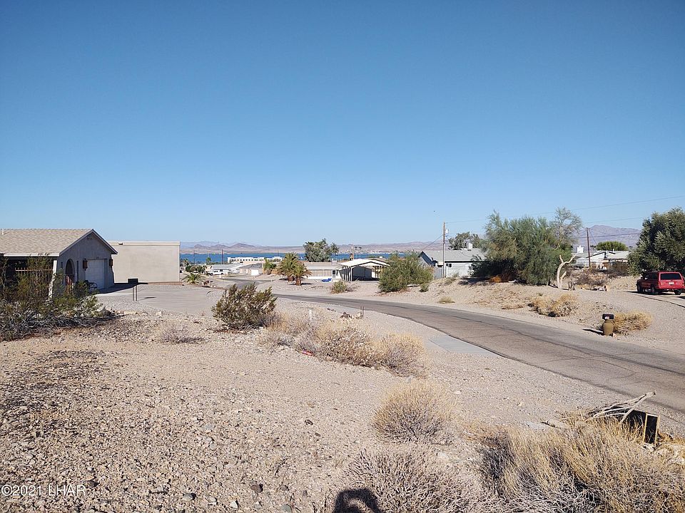 2nd image of 1680 Willow Ave Lot 18