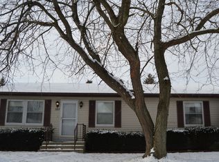 393 10th St, Mazon, IL 60444