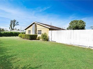 4580 Dorando Dr, Naples, FL 34103