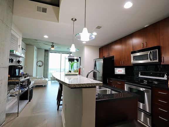 Entrance into Kitchen