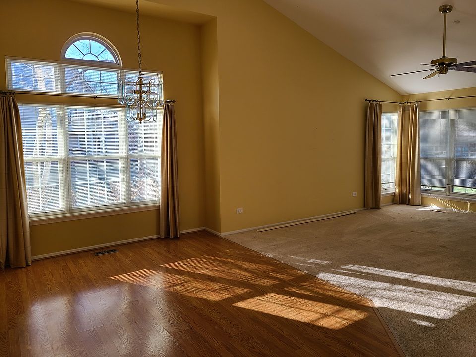 2nd image of 1628 Columbia Cir Unit 1