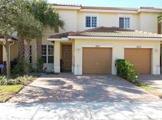 3211 NW 32nd Ter, Oakland Park, FL 33309