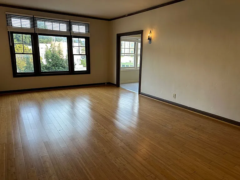 540 Alcatraz Ave. — Photo 2