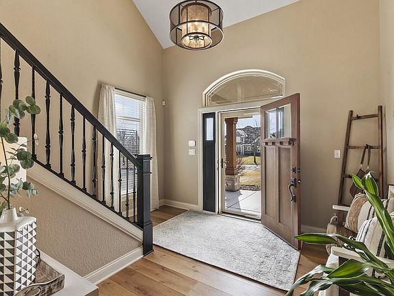 5th image of 739 Stepping Stone WAY