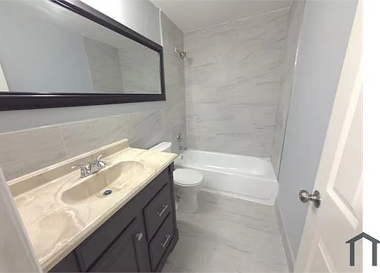 1312 NW 8th Ave — Photo 8