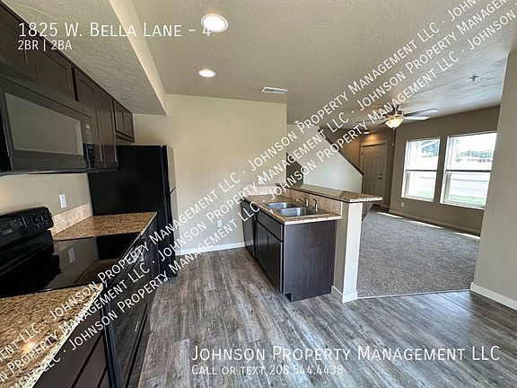 4th image of 1825 W Bella Ln #4