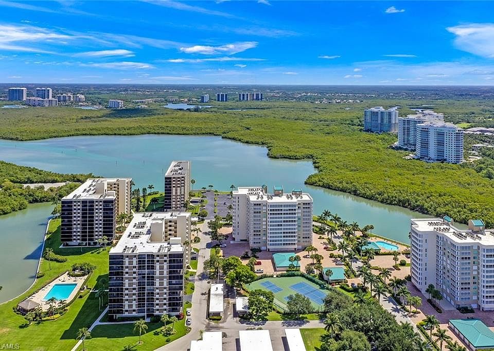 21 Bluebill Ave Naples, FL Zillow