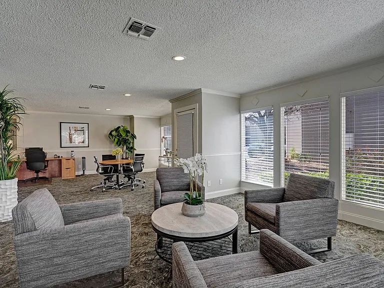 Acacia Park — Photo 9