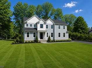 2 Detoro Ct, Flanders, NJ 07836
