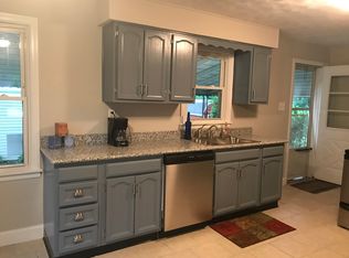 17 Grandview Dr, Lebanon, OH 45036