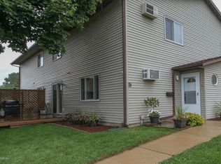 2403 29th Ave NW APT D, Rochester, MN 55901