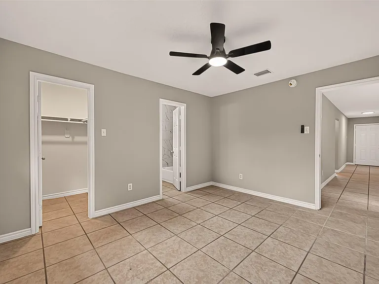 8607 Valley Forest Dr — Photo 19