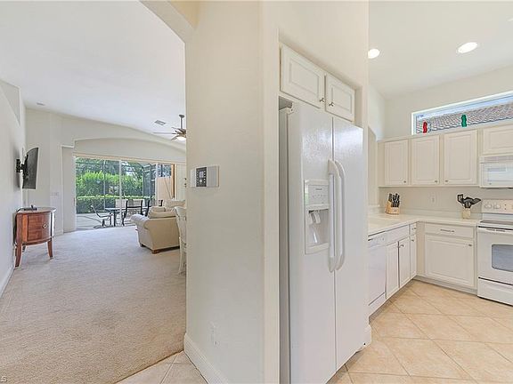 5th image of 15273 Cortona Way