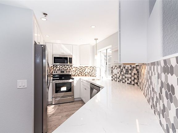 3rd image of 310 Lake St Unit 301