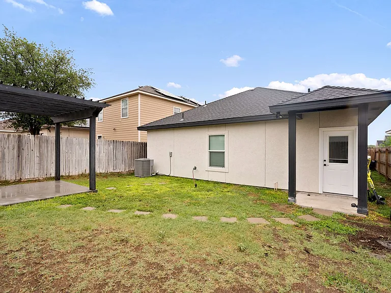 1009 Tesoro Hls — Photo 19