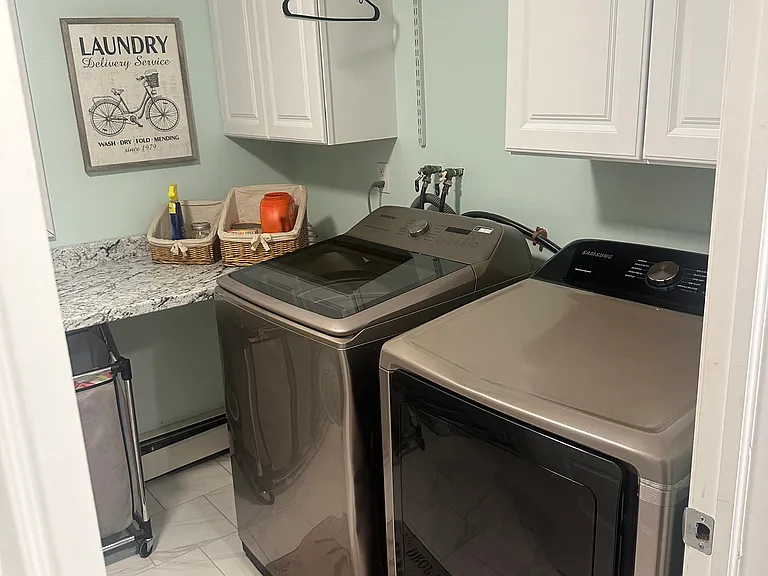 1 Valdepenas Ln — Photo 22